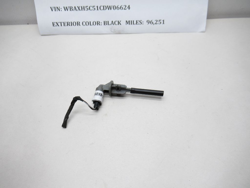 2012-2016 BMW 528xi Intake Air Temperature Sensor 7524812-01 OEM