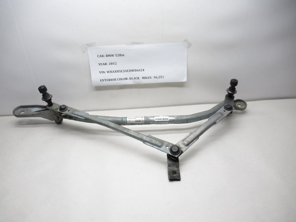 2009-2016 BMW 528xi Front Windshield Wiper Washer Linkage 3397021520 OEM