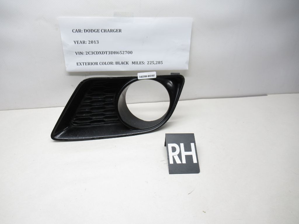2011-2014 Dodge Charger Right Fog Light Bezel 11LD-106AA OEM