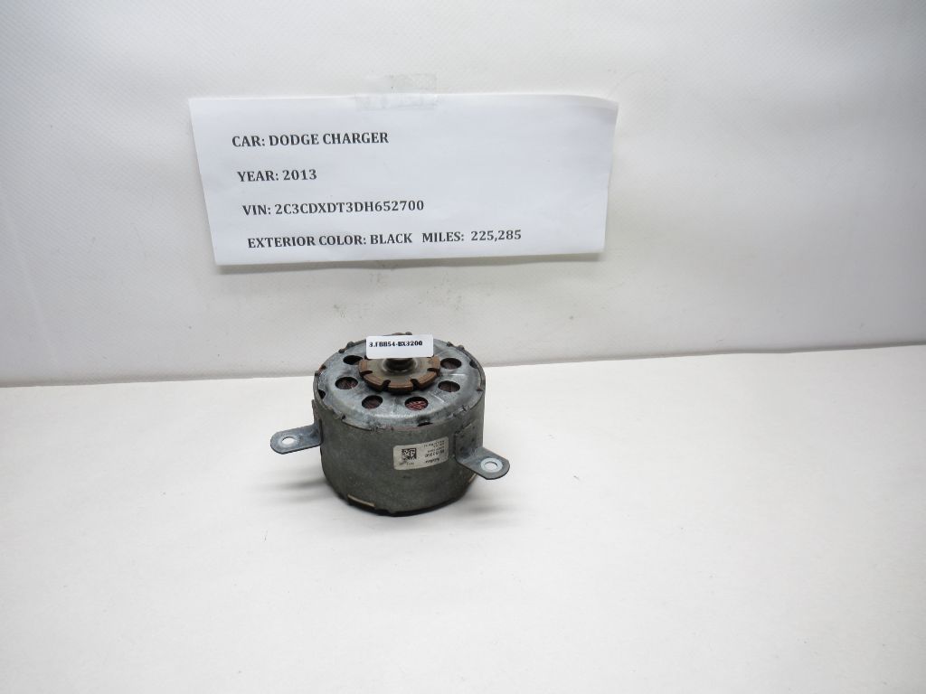 2012-2014 Dodge Charger Cooling Fan Motor M153950 OEM