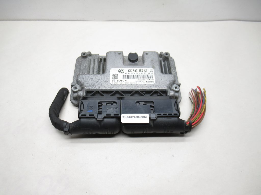 13-14 Volkswagen Passat Engine Computer Control Module ECU ECM 0261S07862 OEM