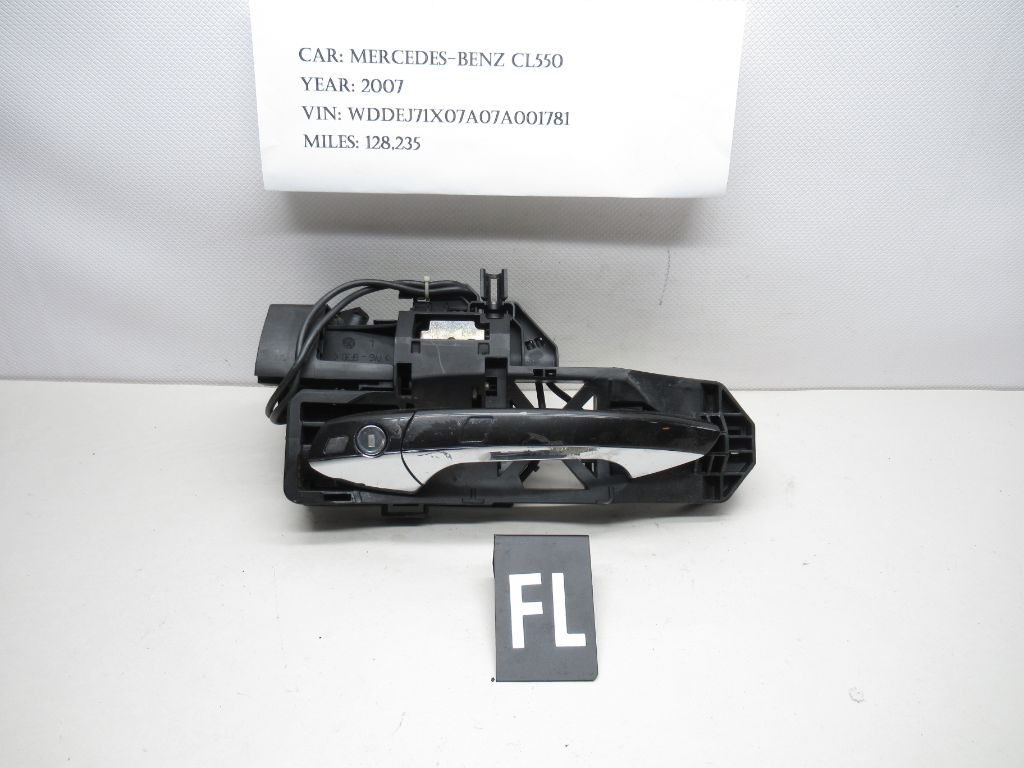 07-13 Mercedes W216 CL550 Door Handle Keyless Go Front Left A2167601734 OEM