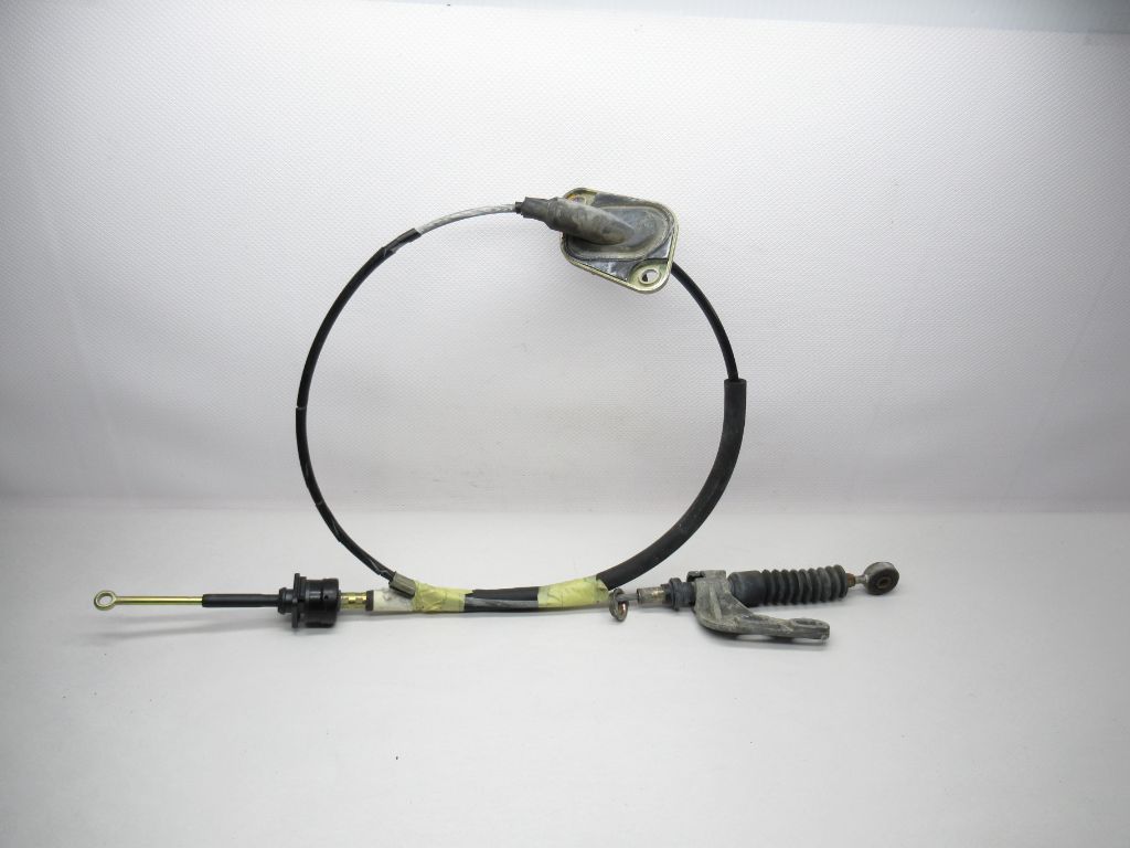 2000-2004 Volvo S40 V40 Shifter Gear Selector Cable 30884132 OEM