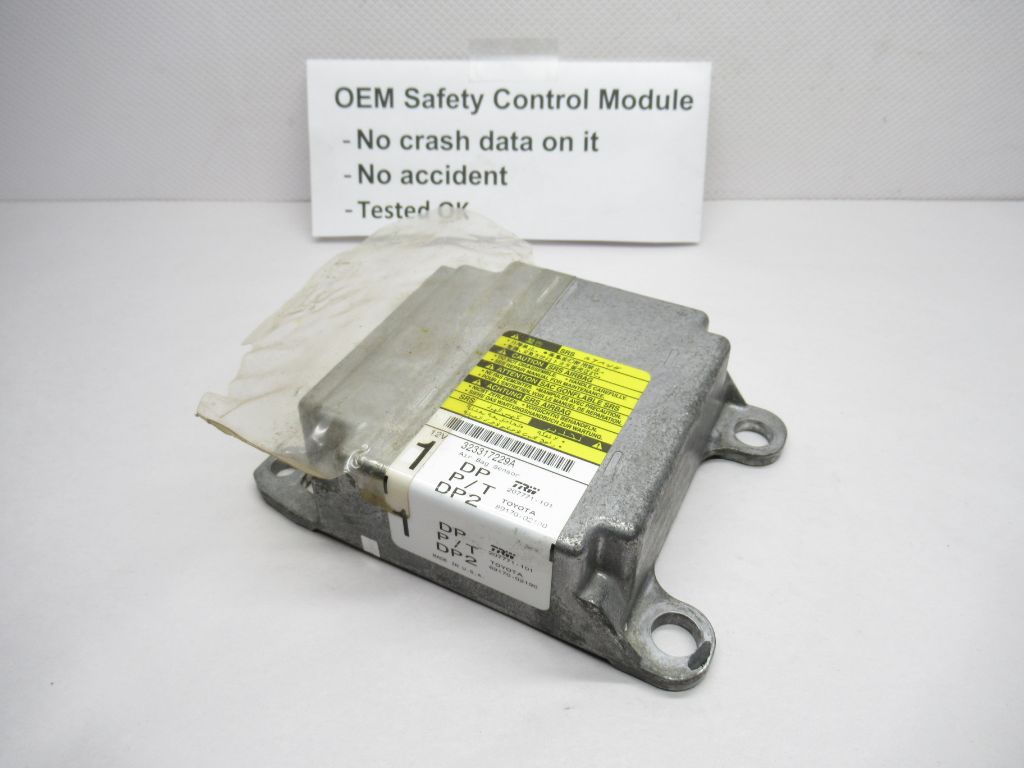 2003-2005 TOYOTA Corolla / Matrix  Bag Control Module 89170-02190 OEM