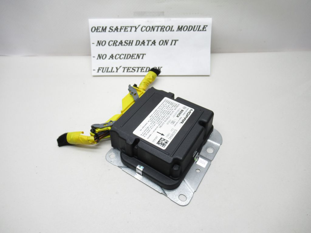 2015-2020 JEEP RENEGADE Bag Control Module 52038941 OEM