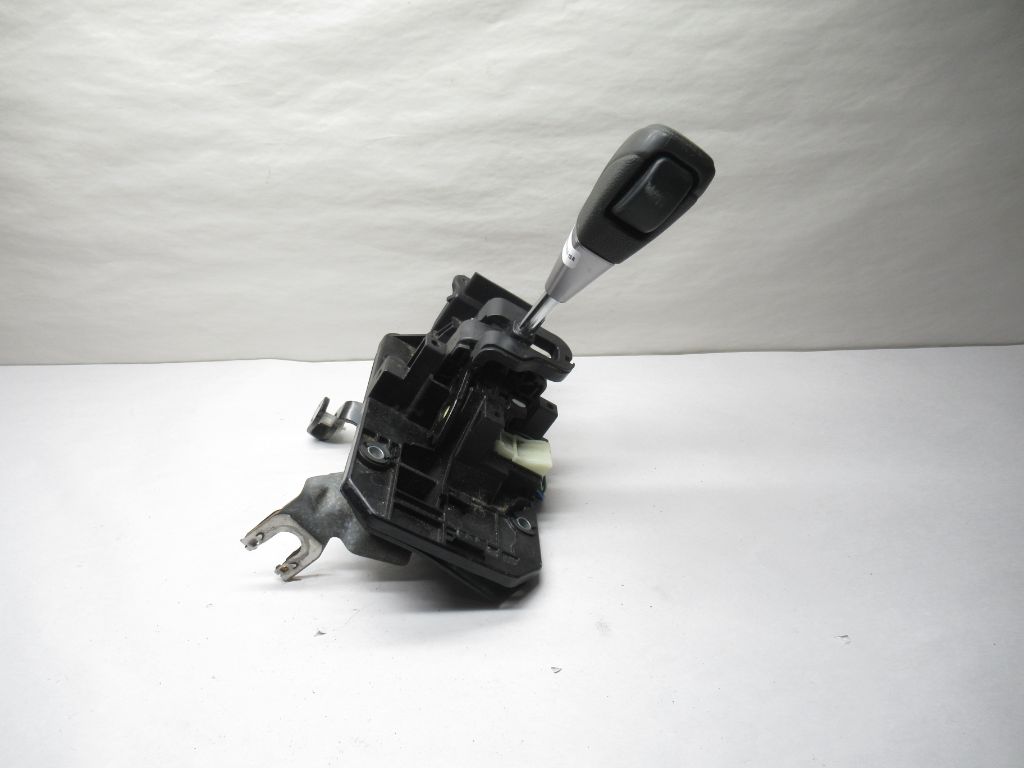 2017-2018 SUBARU IMPREZA Automatic Transmission Floor Gear Shifter OEM