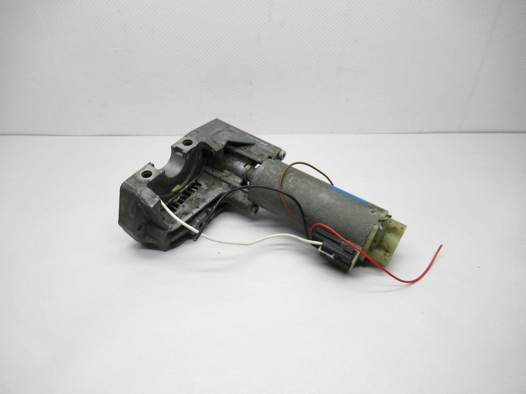 2007-2013 Mercedes Benz S Front Left Seat Adjust Motor 901354101 OEM