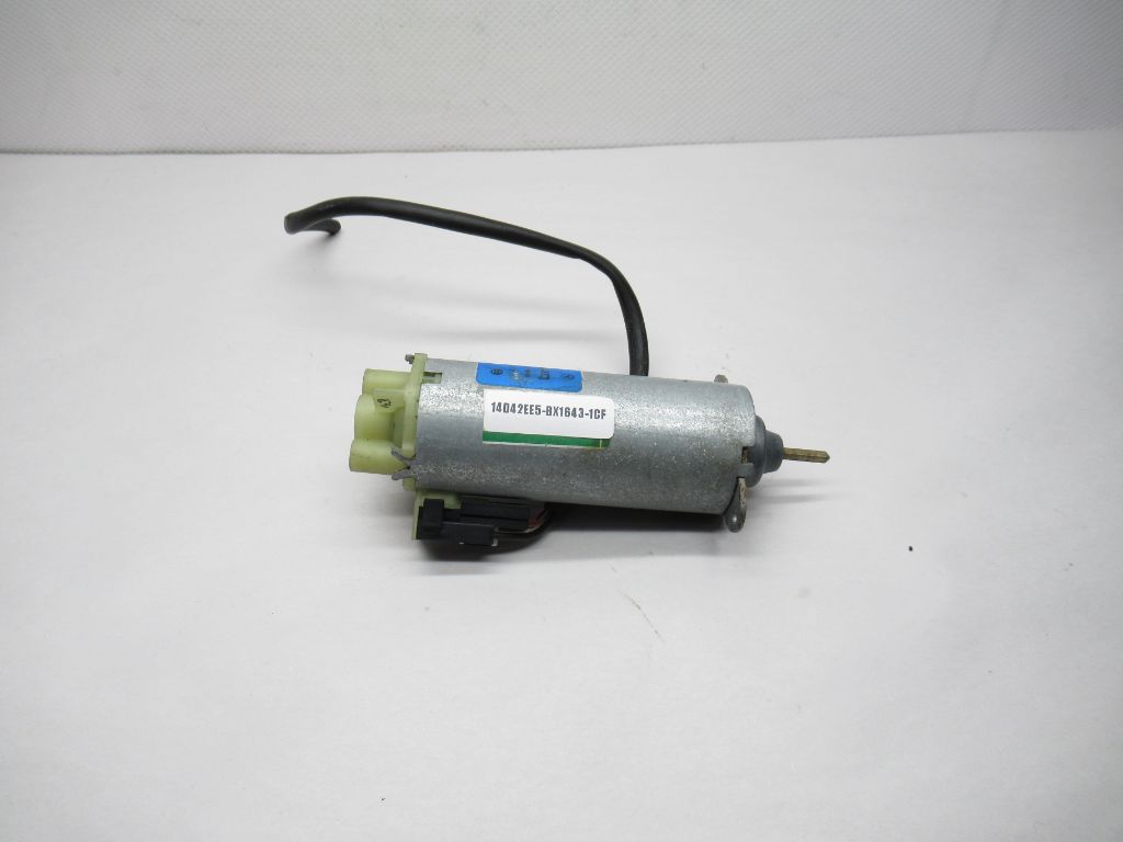 00-06 Mercedes Benz S Front Left Seat Adjust Motor 0130002568 OEM