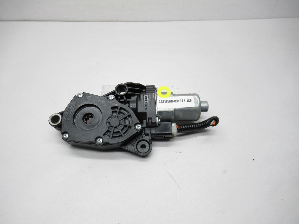 2017-2020 Infiniti Q60 Front Left Seat Adjust Motor 158X0A000000 OEM