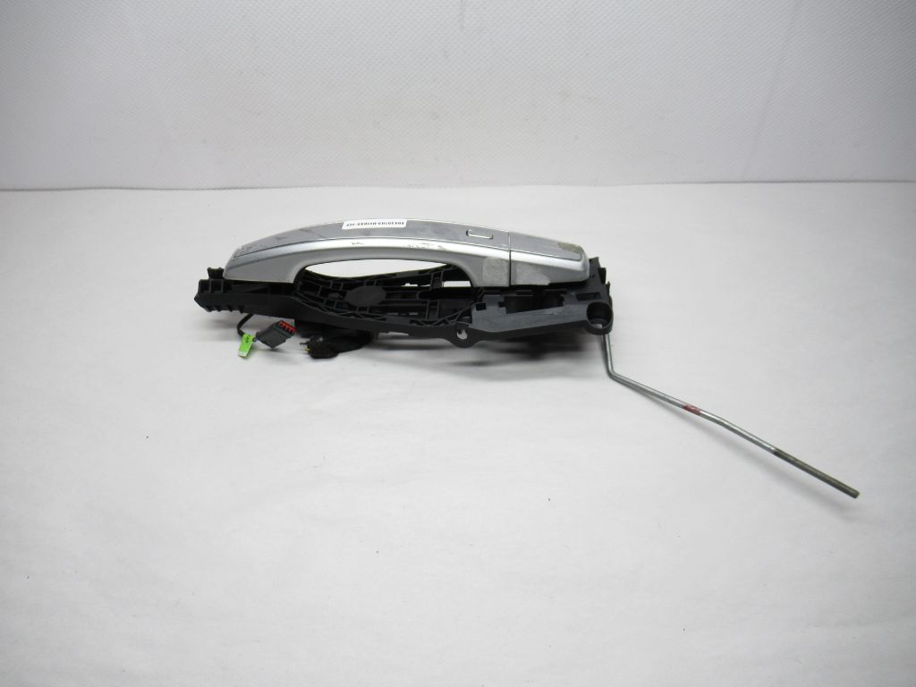 2015 - 2019 Buick Encore Rear Door Exterior Handle 630109301 OEM