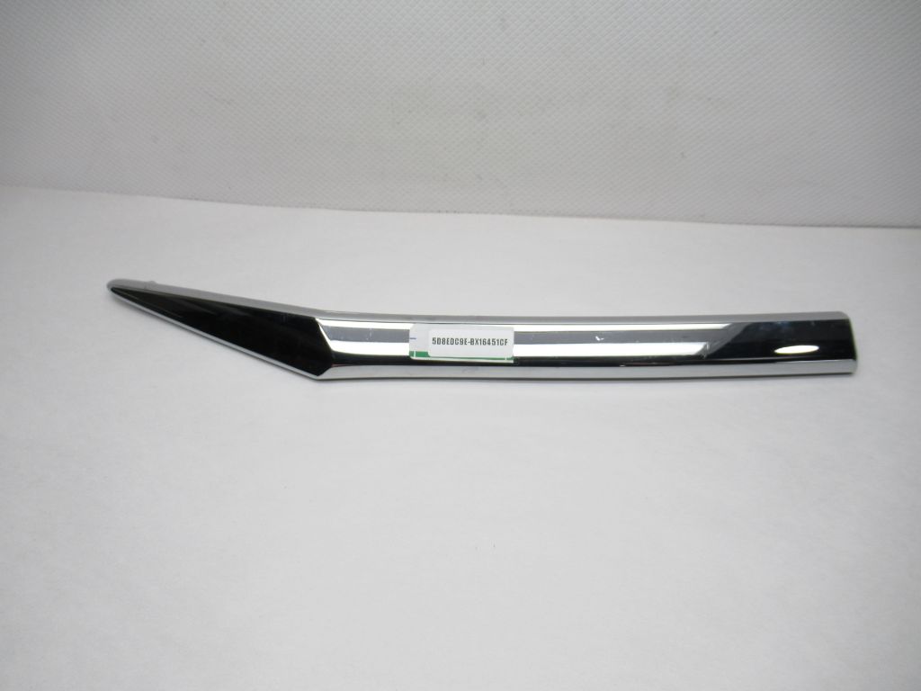 2016-2017 Honda HR-V Passenger Side Grille Molding HO1213113 NEW