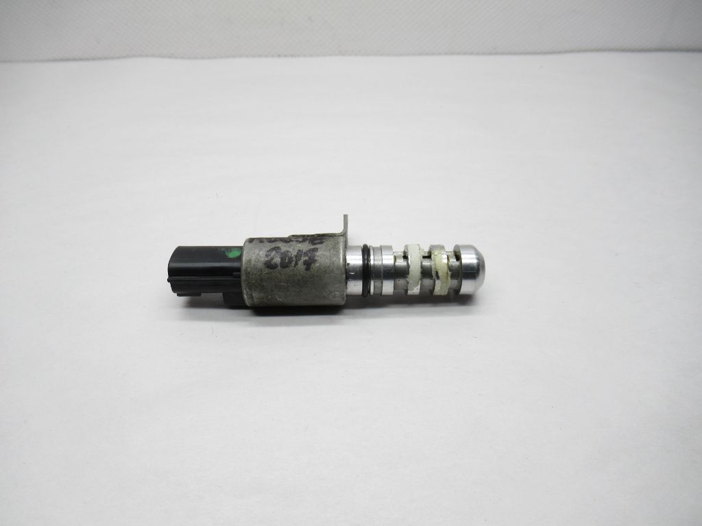 2014-2020 Nissan Rogue Variable Valve Timing Solenoid   237963RC0A OEM