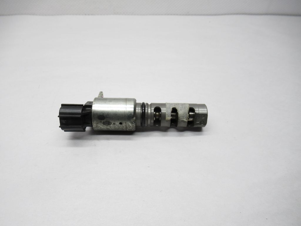 06-15 Lexus Is250 Camshaft Oil Timing Control Valve 338010 50001 OEM