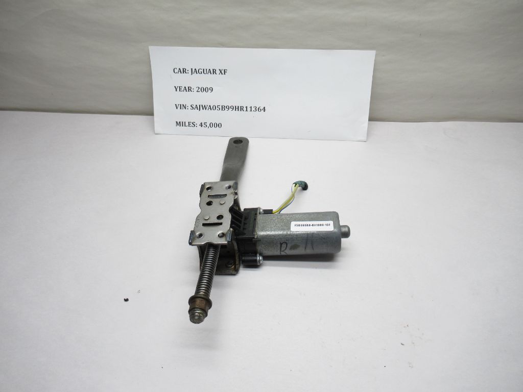 04-09 Jaguar XJ8 VDP X350 Front Right Side Seat Adjustment Motor 984686-102 OEM