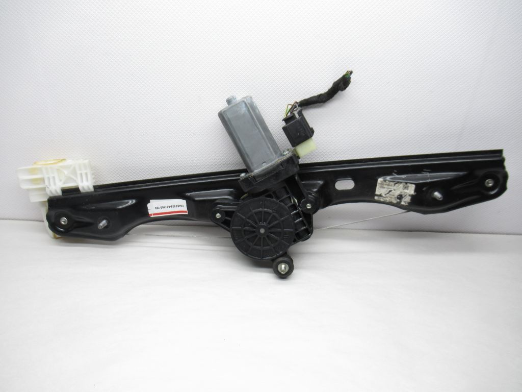 12-18 BMW F30 Rear Right  side Window Regulator w/ Motor 7351050 OEM & SANA