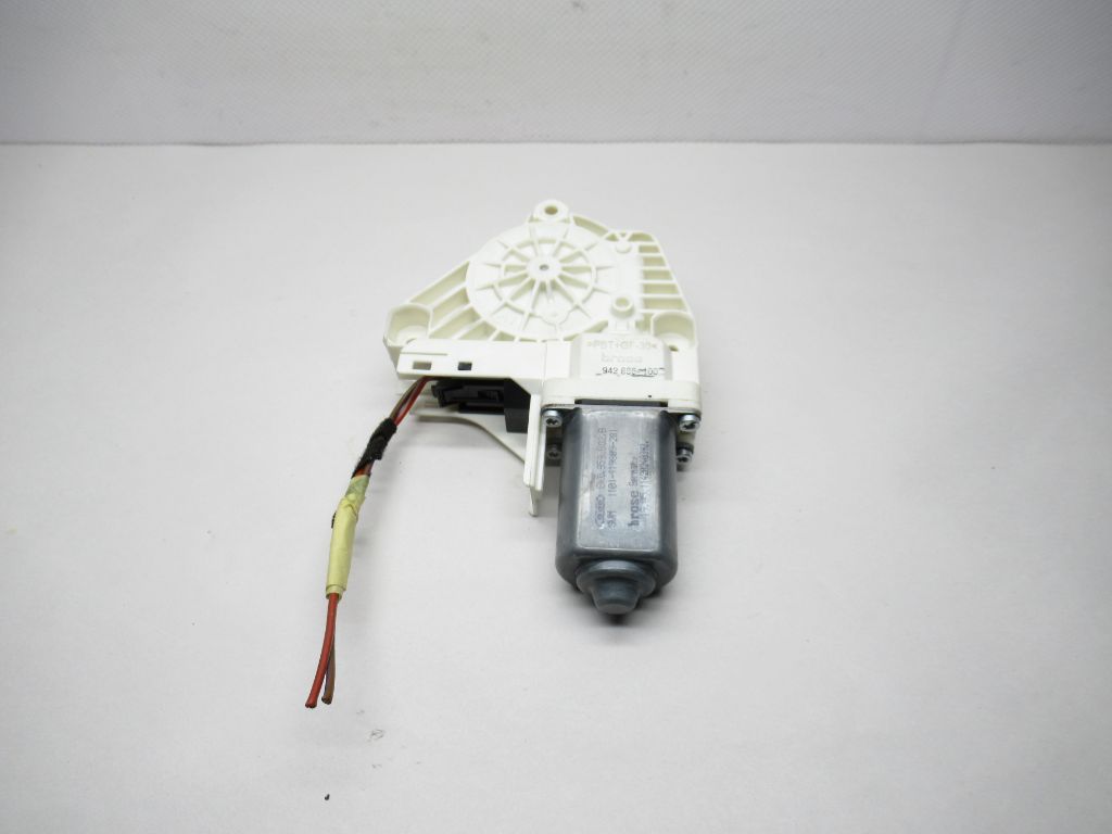 2011-2018 AUDI A8 RIGHT FRONT WINDOW MOTOR 8K0959802B OEM & PFLO