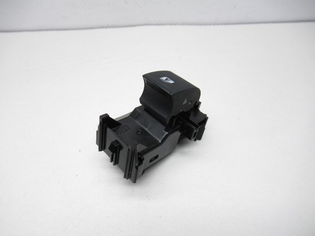 2018-2019 Toyota C-HR Rear Left Door Window Switch 193124 OEM