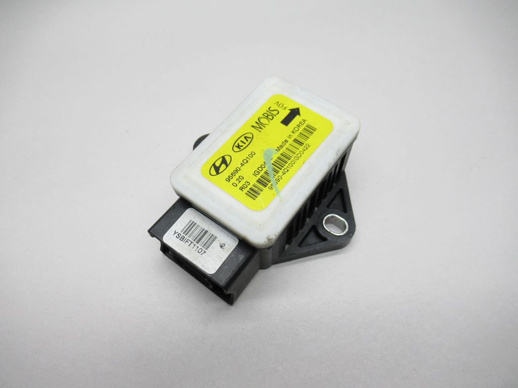 2014 Hyundai Sonata Yaw Rate Sensor 95690-4Q100 OEM & CFLO