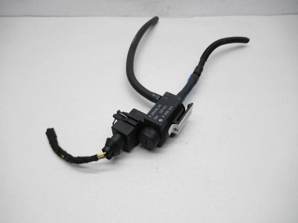 2011-2016 BMW 5 Series Electric Vacuum Switch 7810831 OEM & CFLO