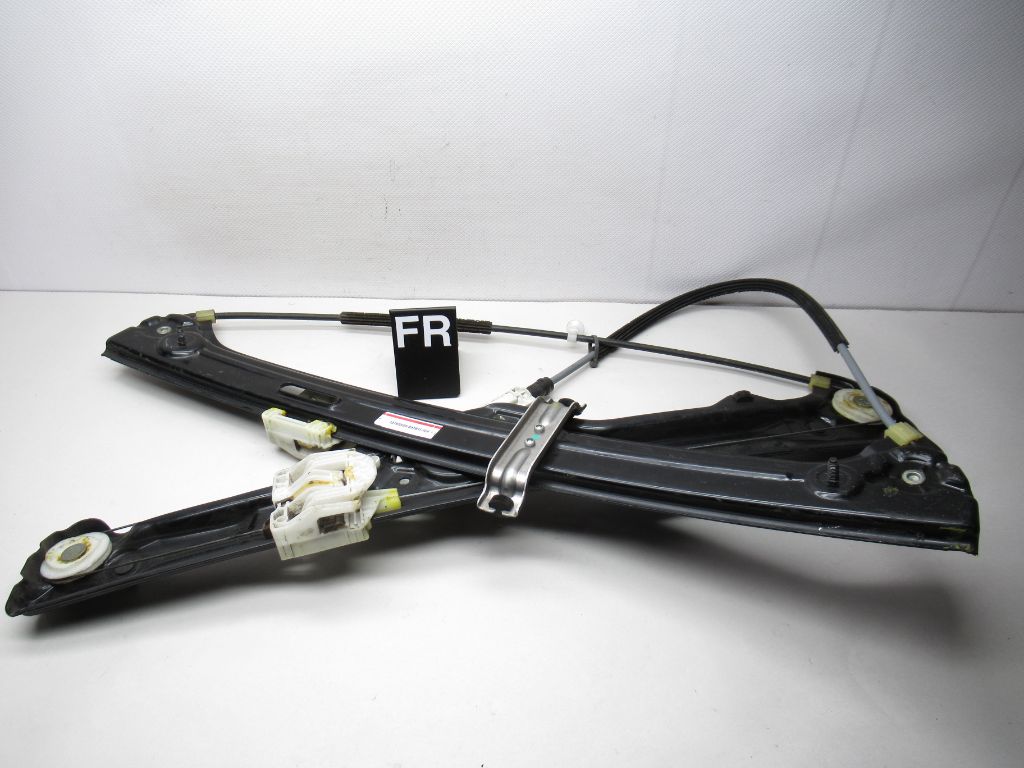 07-13 BMW X5 FRONT RIGHT DOOR WINDOW GLASS REGULATOR 974622101  OEM & CFLO