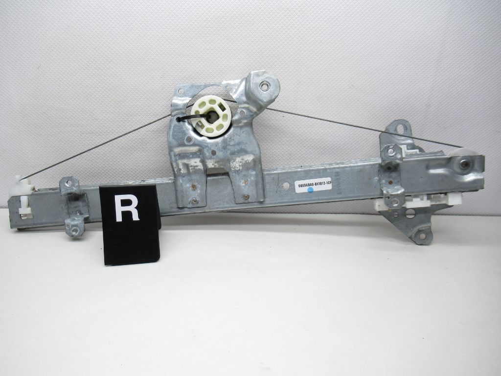 14-20 Nissan Rogue FR Door Power Window Regulator CA15213101PS OEM & CFLO