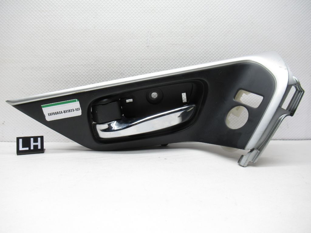 2013-2018 Nissan  Altima Front Left Interior Door Handle 806713TA0A OEM