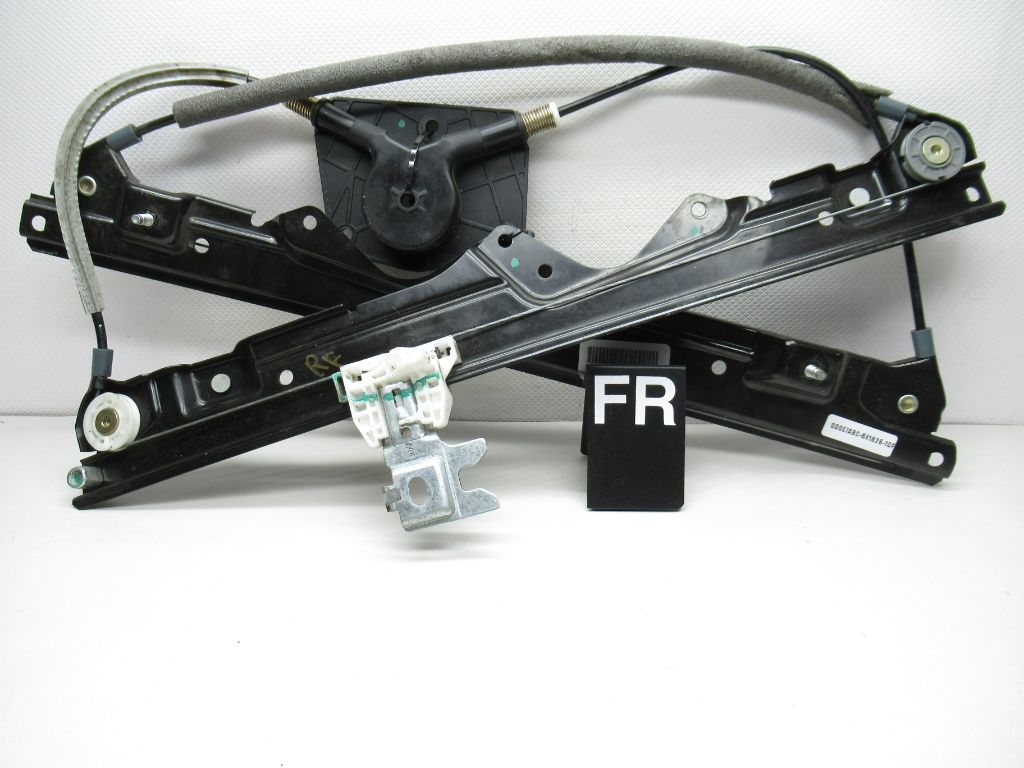 2007-2012 Nissan Sentra Front Right Power Window Regulator 80700-ZE81A OEM