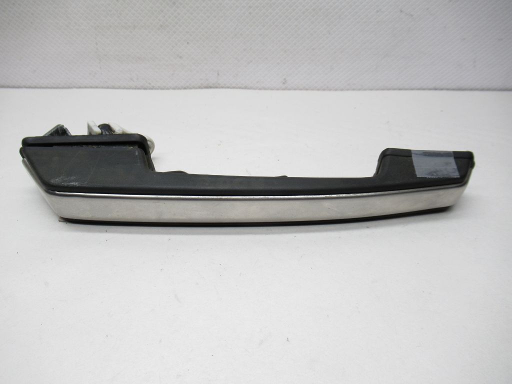 1991-1992 Volvo 940 Right Door Handle Exterior 6846644 OEM