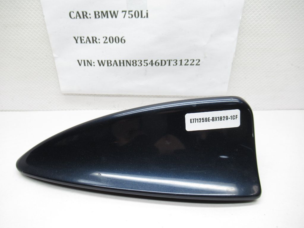 06-08 BMW 7 Series Rear Roof Antenna Fin Trim Top Cover D9208401 OEM