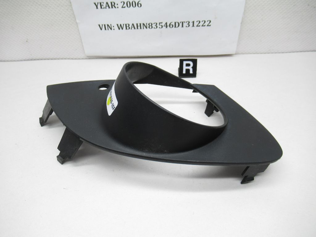 2006-2008 BMW 750LI Front Right  Side Bumper Fog Light Trim /Bezel 7142180 OEM