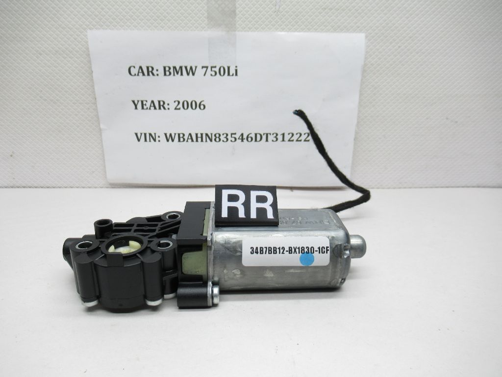 2006-2008 BMW 750LI Rear Right Door Sun Shade  Motor 8381523 OEM