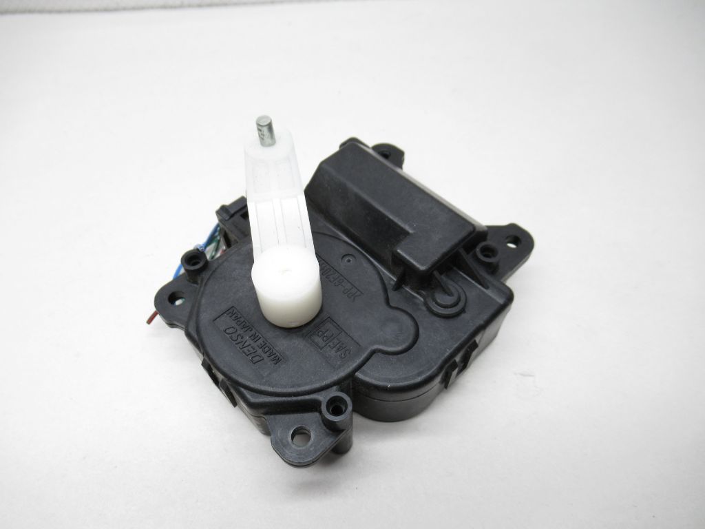 2002 - 2006 TOYOTA CAMRY HEATER SERVO MOTOR AW063800-0600 OEM