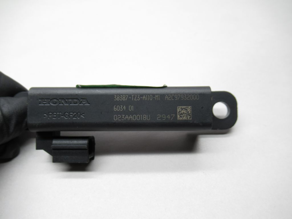 2015-2017 Acura MDX Antenna Relay Module 38387TZ3A110M1 OEM