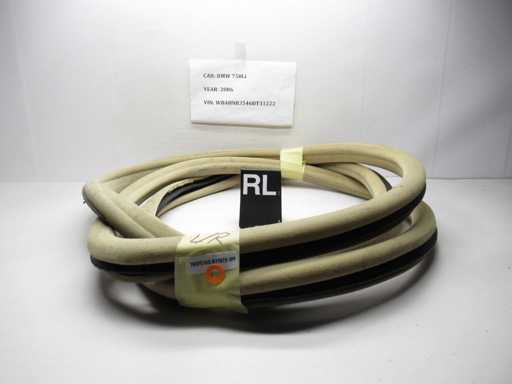 06-08 BMW 750Li RL Body Door Seal Weatherstrip Gasket 51727122434 OEM