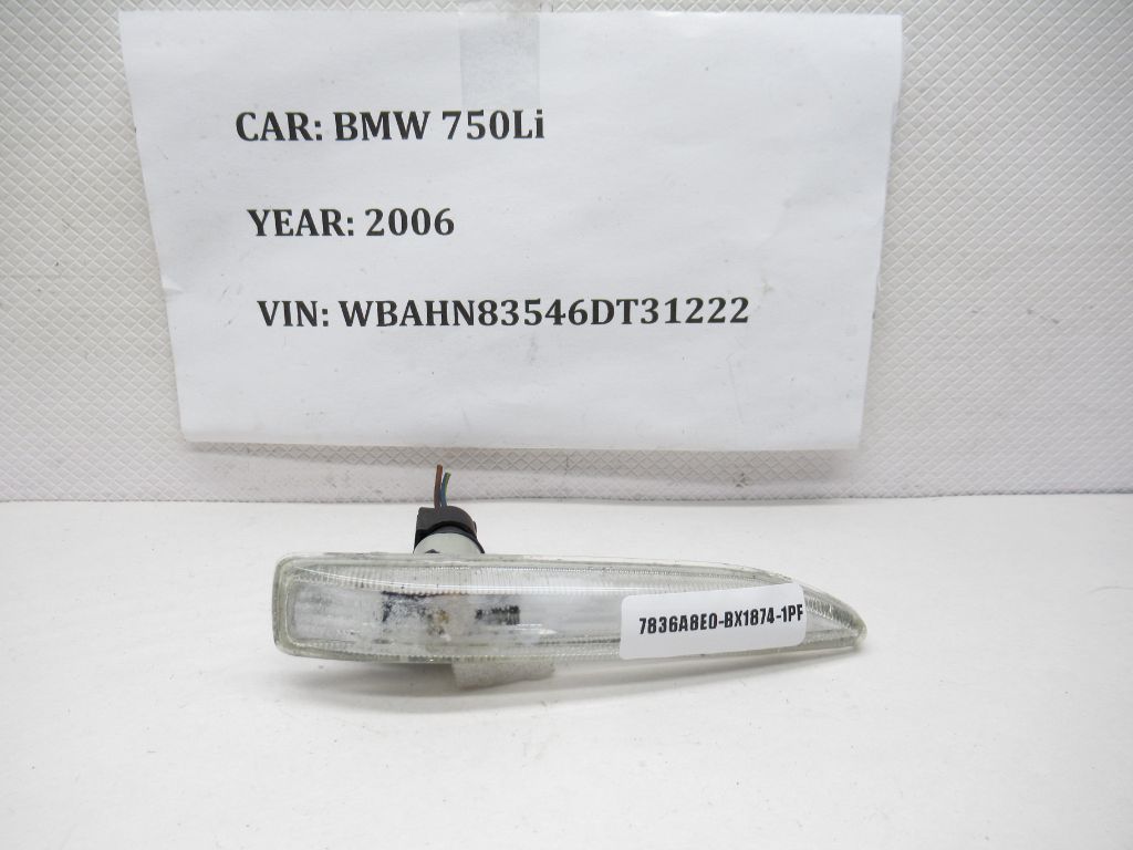 06 - 08 BMW 750LI E66 Front Left Side Fender Sidemarker Light Lamp 7164757 OEM
