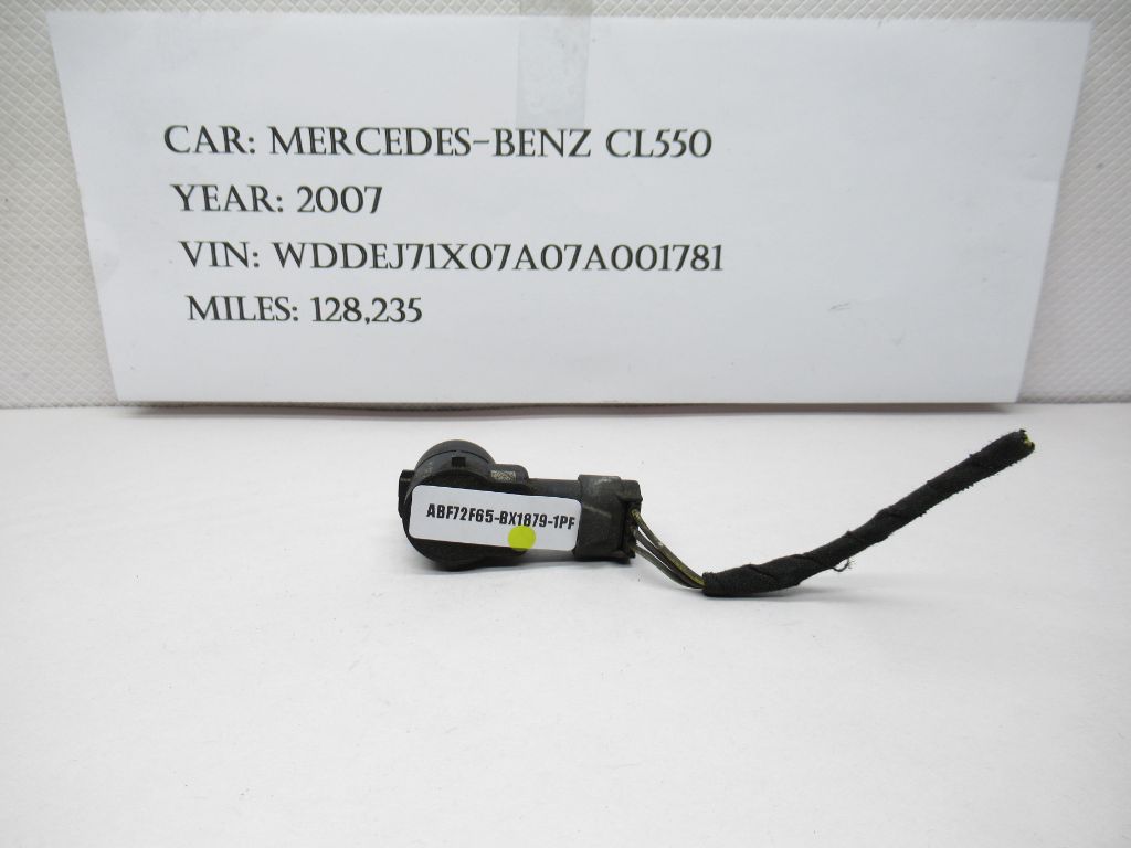 2007-2014 Mercedes CL550 Bumper Backup Parking Sensor Module A2215420417 OEM