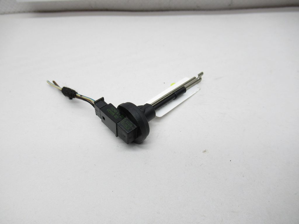 2016-2019 BMW 750i Interior Air Climate Temp Temperature Sensore 6929095 OEM