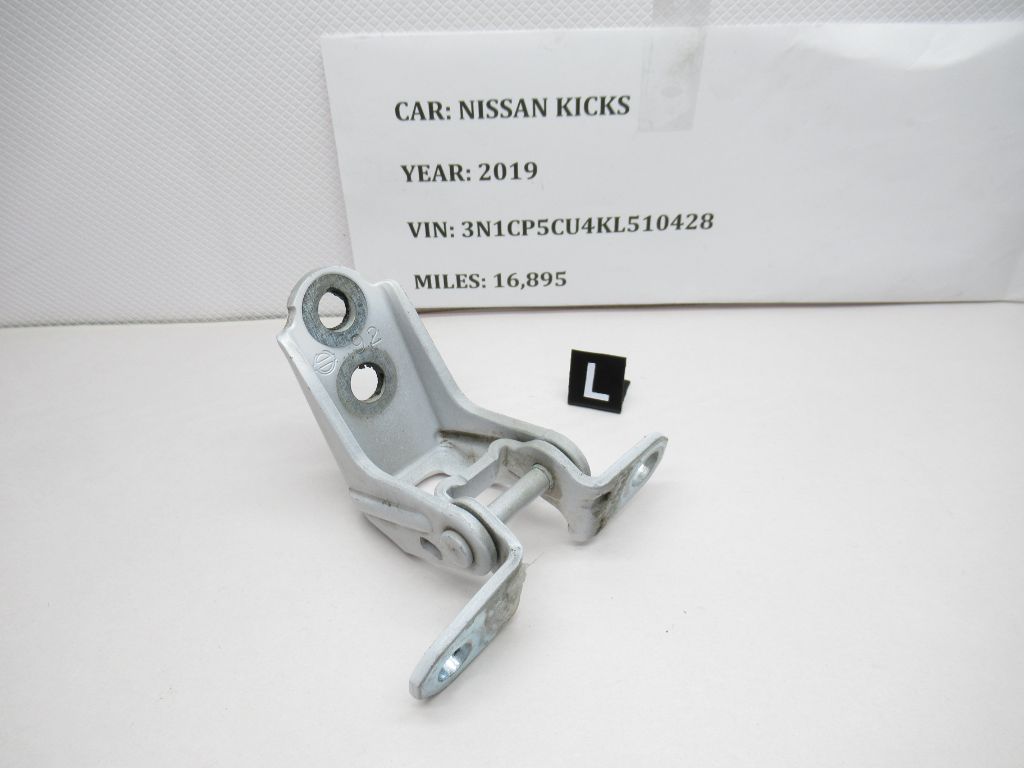 2019 Nissan Kicks Left Door Hinge 804015AA0B OEM