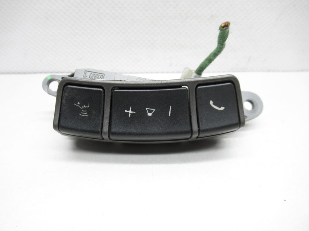 2006 - 2008 BMW 750Li Radio Phone Audio Switch 6911585 OEM