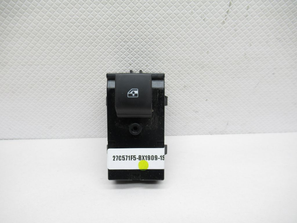 20-21 Chevrolet Trax Rear Left or Right Side Door Window Switch 13408450 OEM