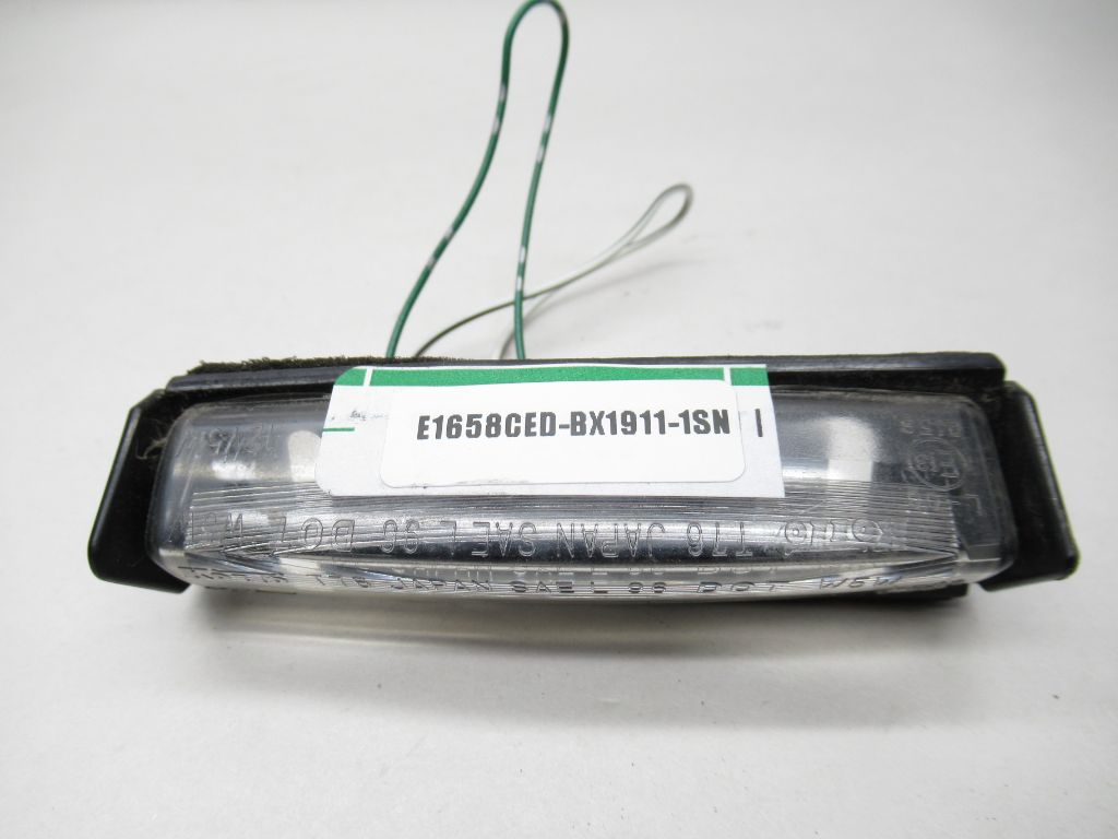 02 - 06 Toyota Camry License Plate Light Lamp 81270-AA020 OEM