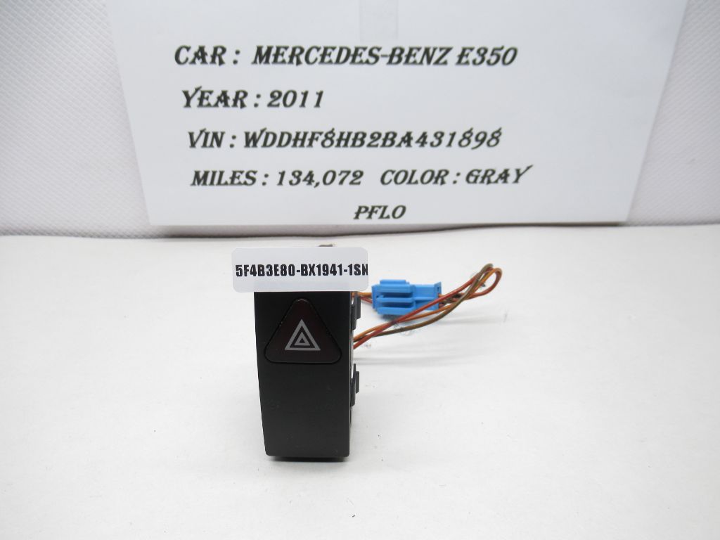 2011-2016 MERCEDES E350 Front Console Hazard Switch Button 2129052600 OEM