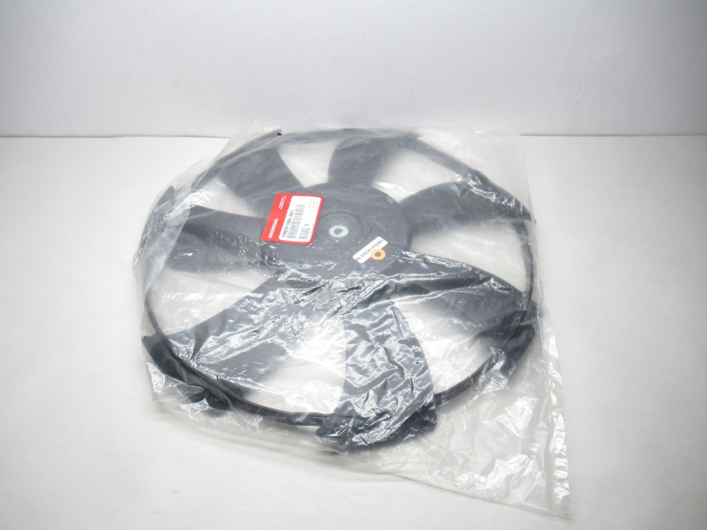 2016-2020 Honda Civic Radiator Cooling Fan 19020-5BA-A01 Genuine