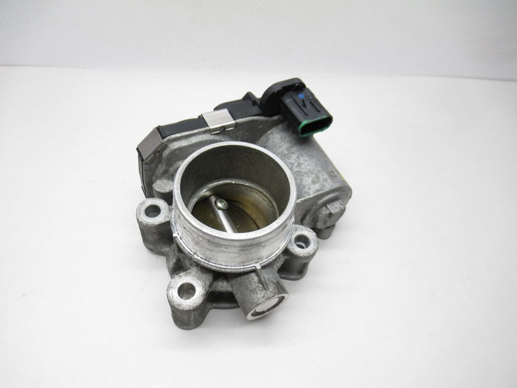 2018-2022 Chevrolet Equinox Throttle Body 12671379AA OEM