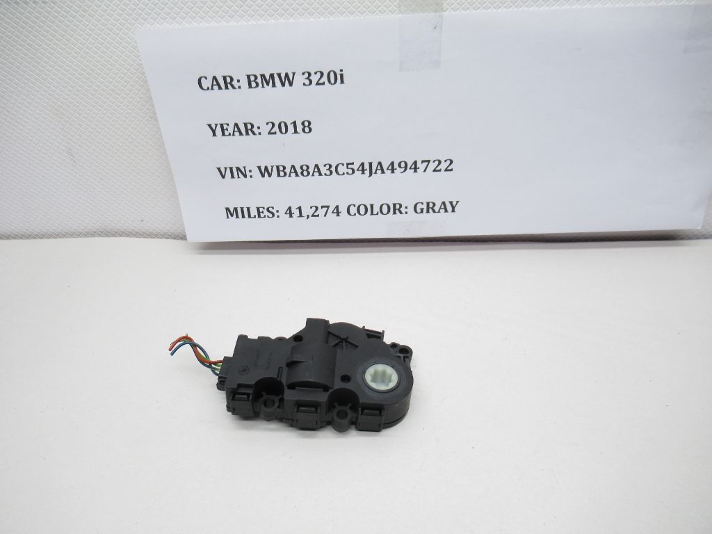 2017-2018 BMW 320i A/C Heater Flap Door Actuator T52579A OEM