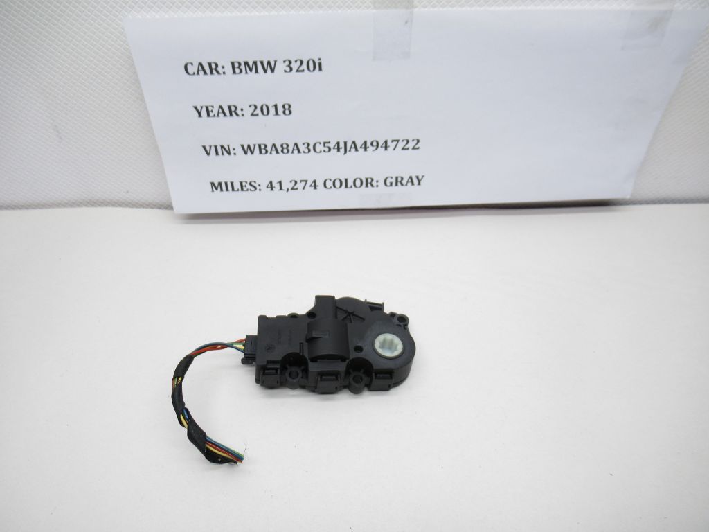 2017-2018 BMW 320i A/C Heater Flap Actuator T52579A OEM