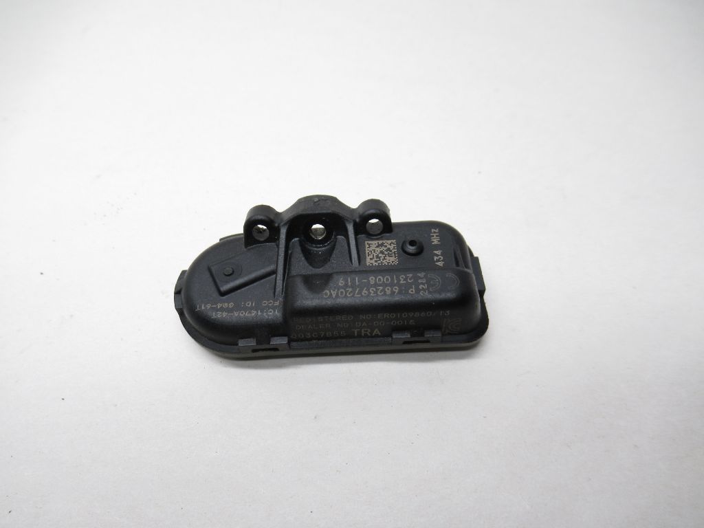 2014-2023 JEEP CHEROKEE Tire Pressure Monitoring Sensor TPMS 68239720AC OEM