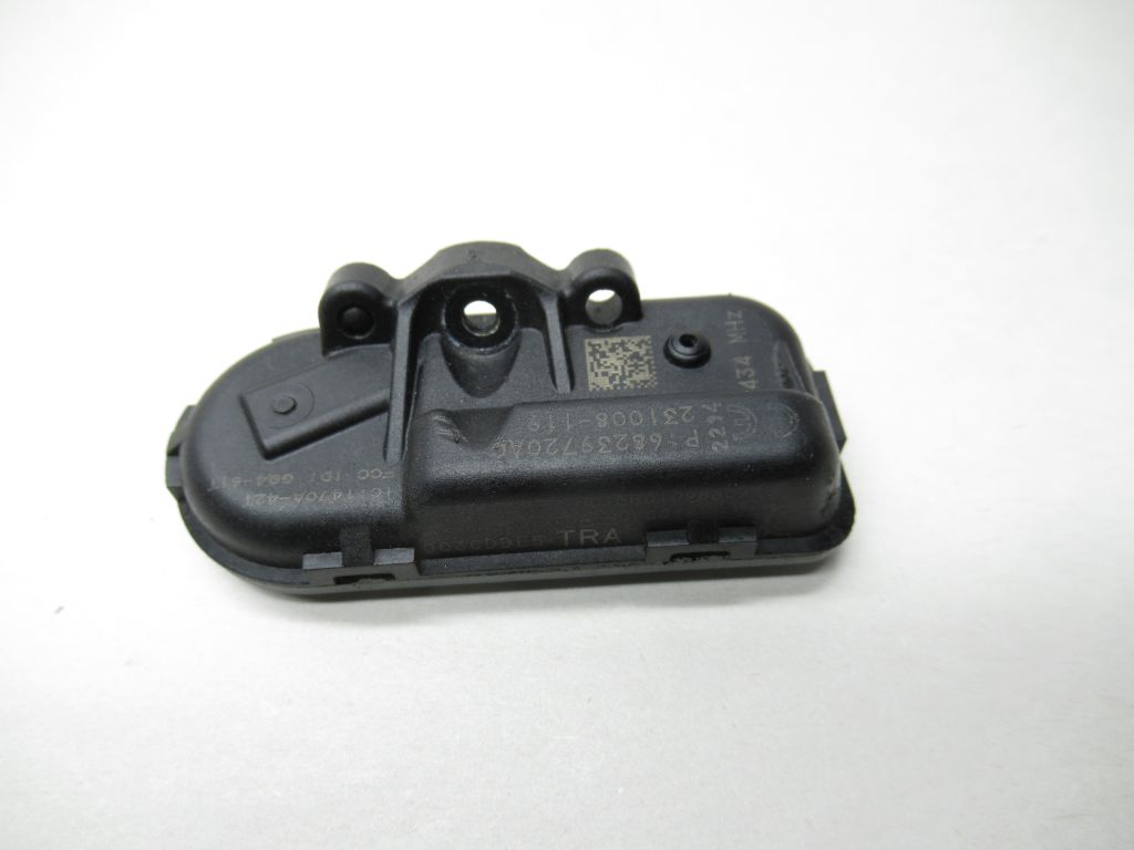 2014-2020 JEEP CHEROKEE Tire Pressure Monitoring Sensor TPMS 68239720AC OEM