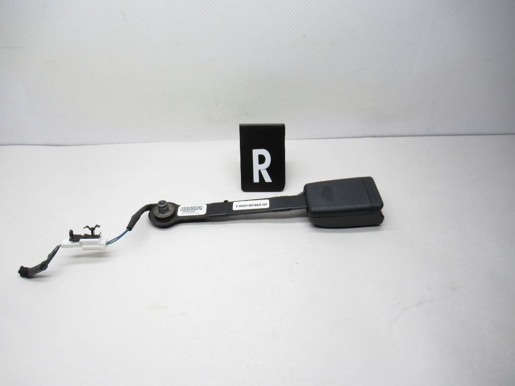 2016 - 2017 NISSAN ALTIMA Seat Belt Buckle Right 86842-3TA8B OEM