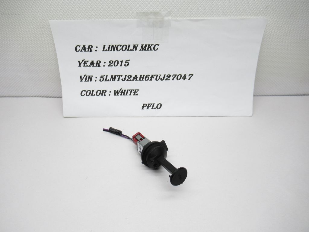 2015-2019 LINCOLN MKC Washer Fluid Level Sensor 6253608 OEM